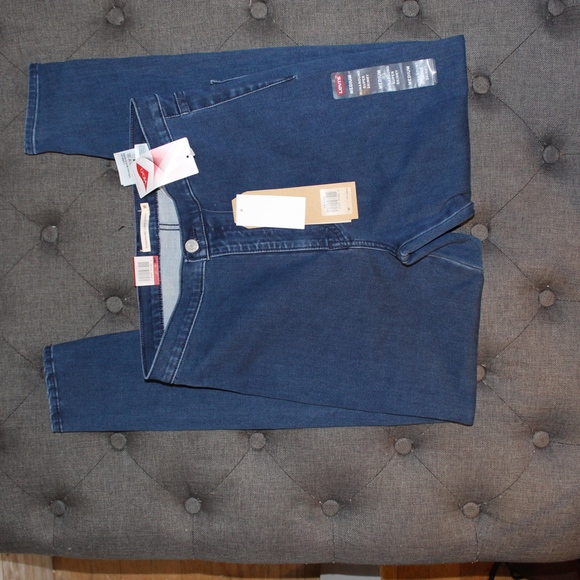 Super skinny high-rise Levi Jeans - Picture 3 of 5